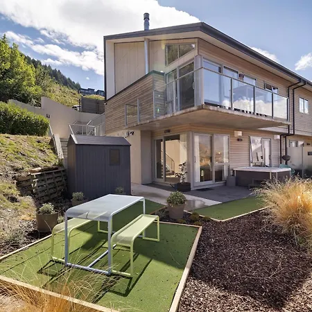 Lakeside Mountain Haven Queenstown Exterior photo